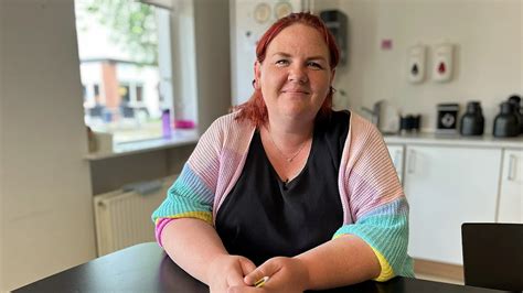 Danske Cam piger, arbejder hjemmefra og bestemmer selv priser .